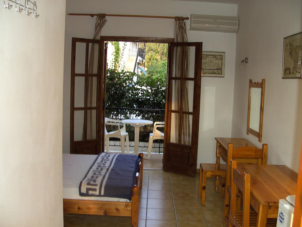 Marilena Apartments & Studios Ypsos Rum bild