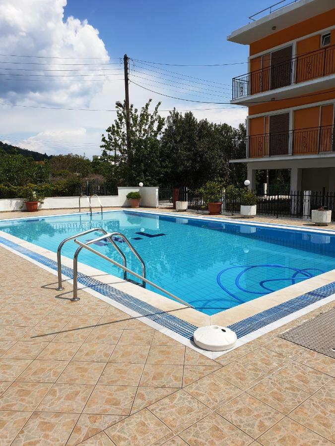 Marilena Apartments & Studios Ypsos Exteriör bild